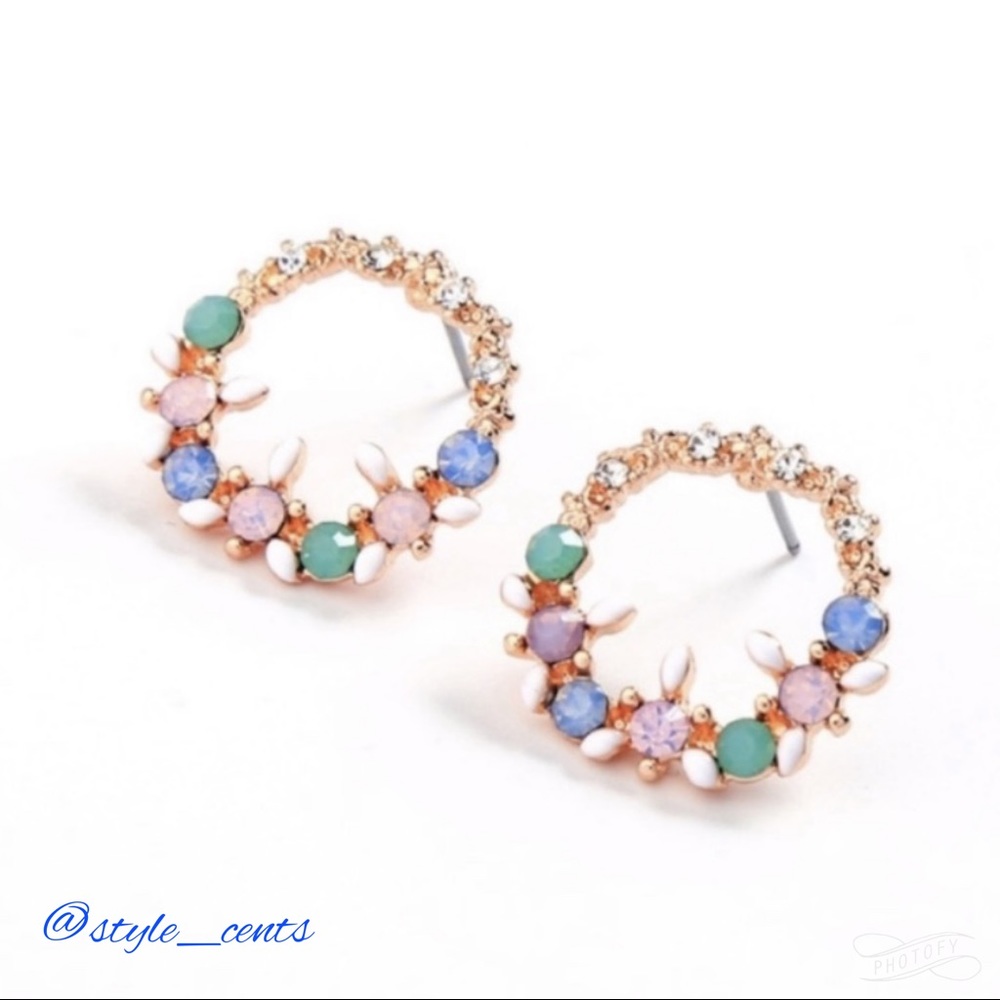 NWT Boutique Sparkling Wreath Statement Earrings